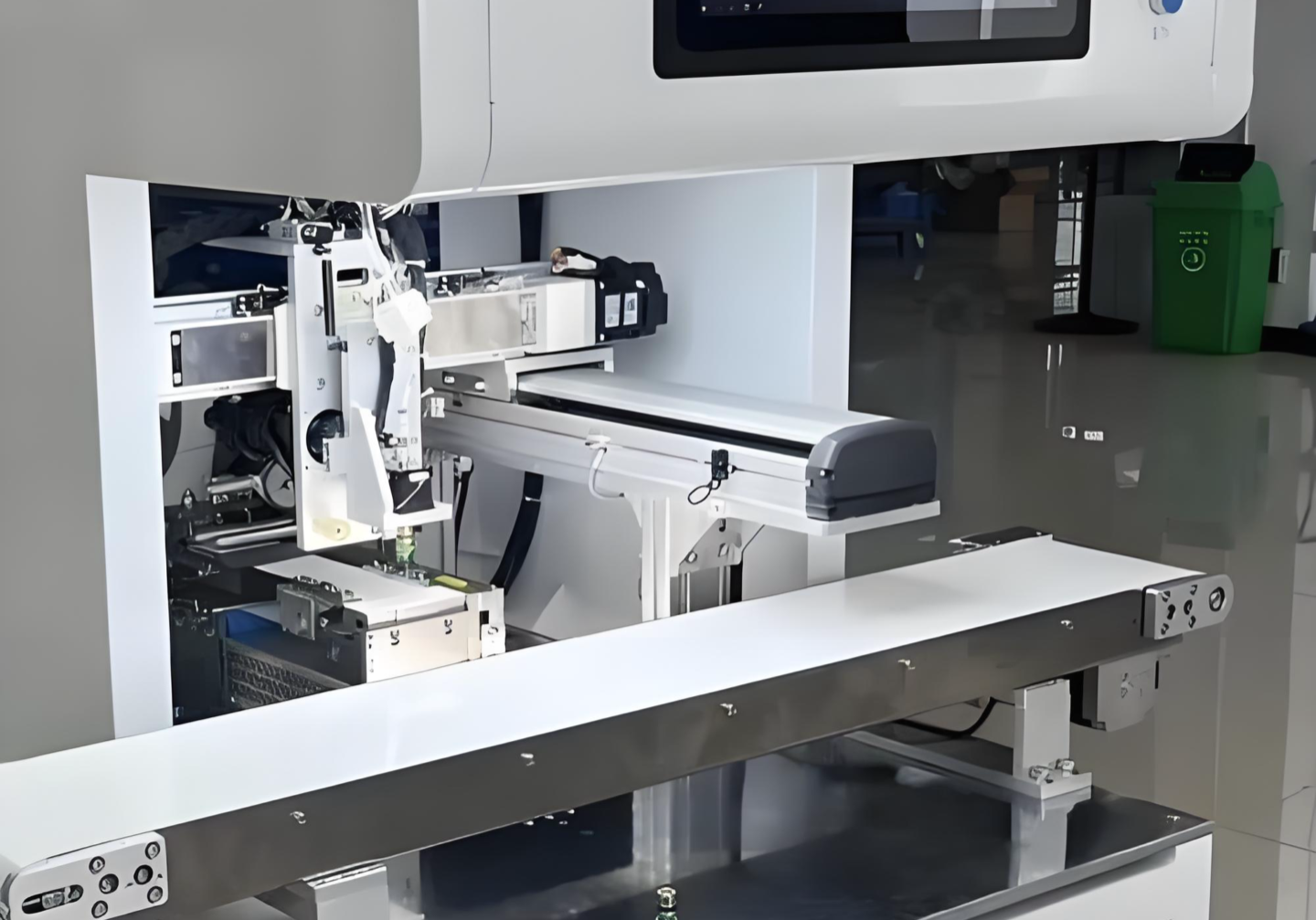 automatic labeling machine (4)